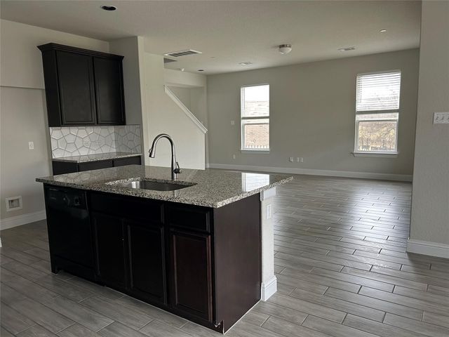 2800 Joe Dimaggio BLVD 87, Round Rock, TX 78665