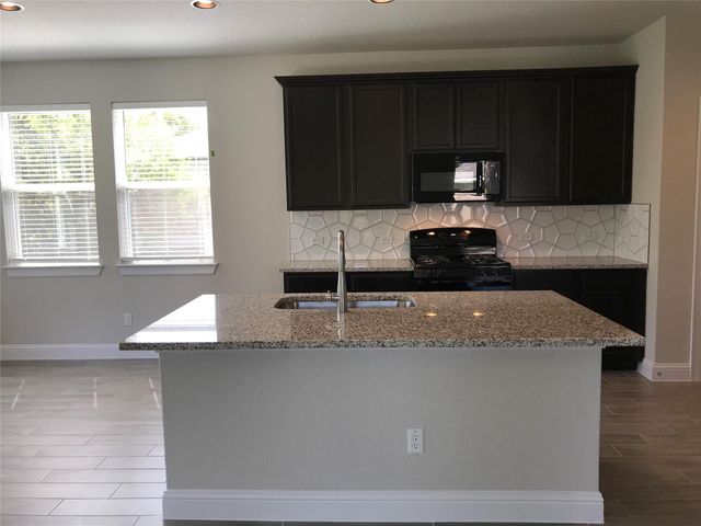 2800 Joe Dimaggio BLVD 87, Round Rock, TX 78665