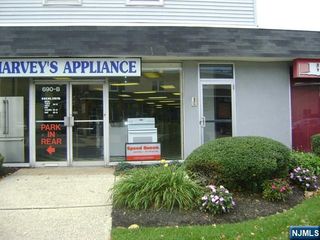 690 River Road H, New Milford, NJ 07646