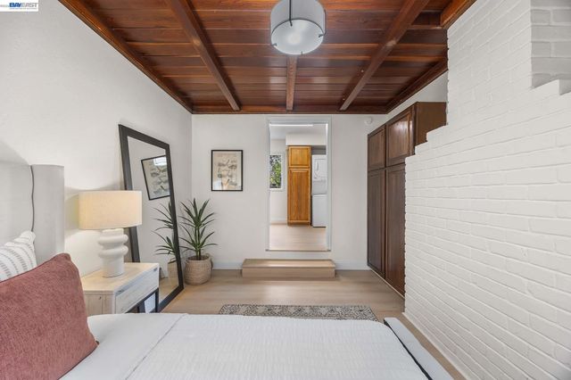 14590 Bancroft Ave, San Leandro, CA 94578