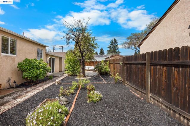 14590 Bancroft Ave, San Leandro, CA 94578