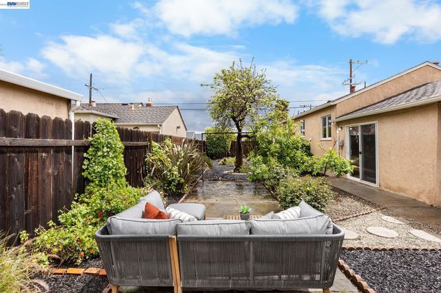 14590 Bancroft Ave, San Leandro, CA 94578