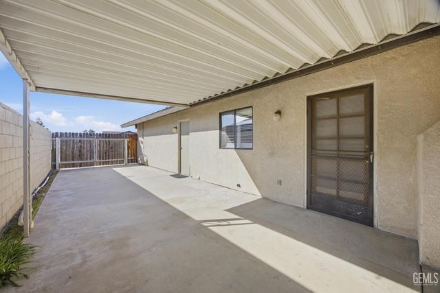 4504 Milo Avenue, Bakersfield, CA 93313
