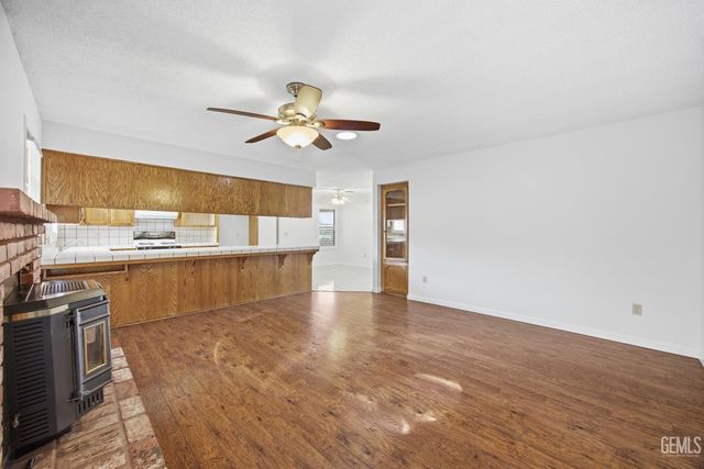 4504 Milo Avenue, Bakersfield, CA 93313