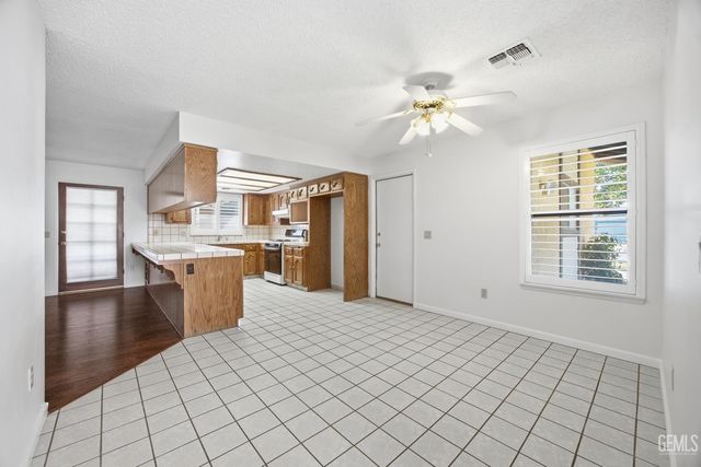 4504 Milo Avenue, Bakersfield, CA 93313