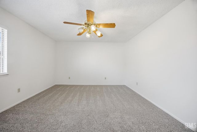 4504 Milo Avenue, Bakersfield, CA 93313