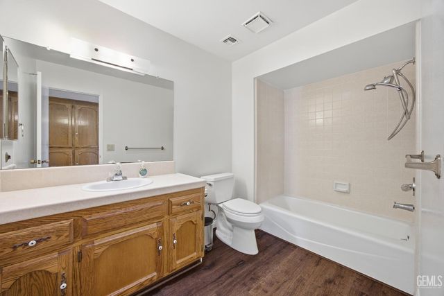 4504 Milo Avenue, Bakersfield, CA 93313