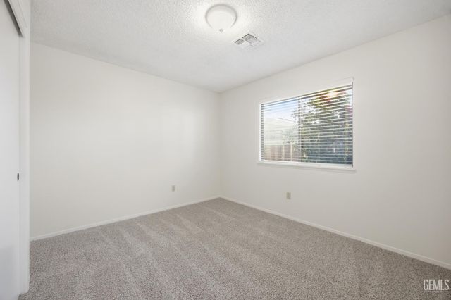 4504 Milo Avenue, Bakersfield, CA 93313