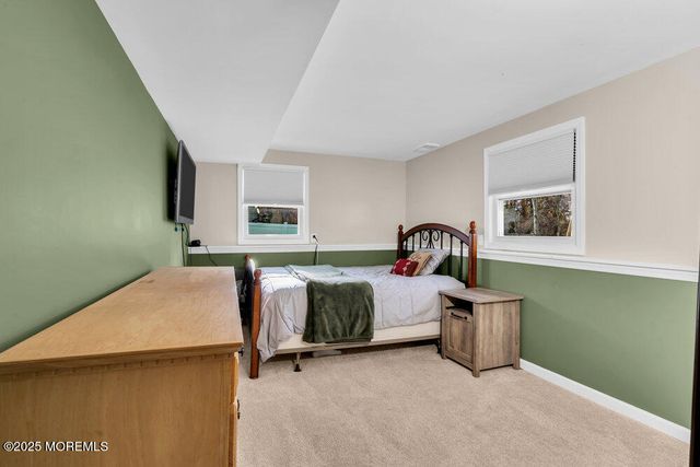 37 Glenbrook Road, Freehold, NJ 07728