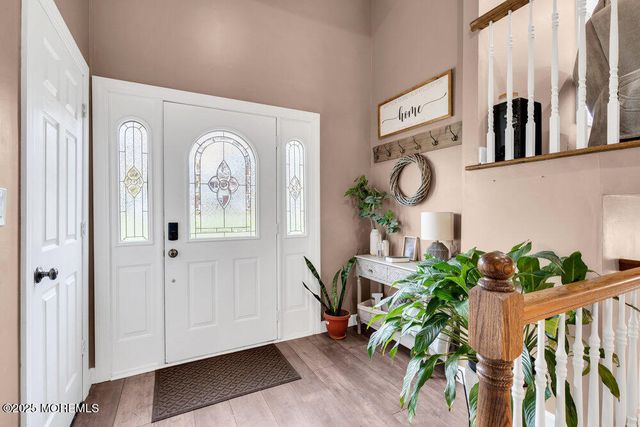 37 Glenbrook Road, Freehold, NJ 07728