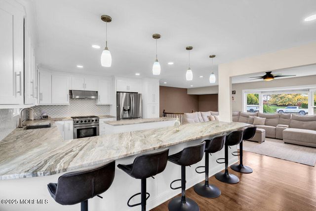 37 Glenbrook Road, Freehold, NJ 07728