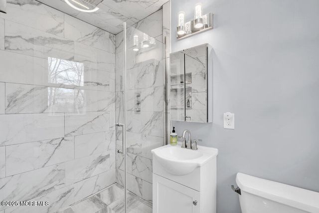 37 Glenbrook Road, Freehold, NJ 07728