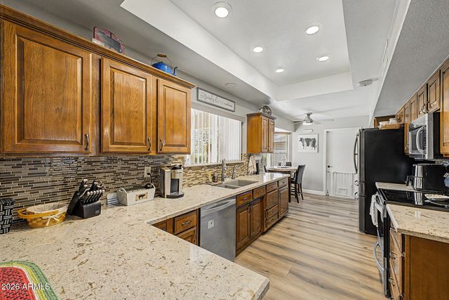 13907 W PINETREE Drive, Sun City West, AZ 85375