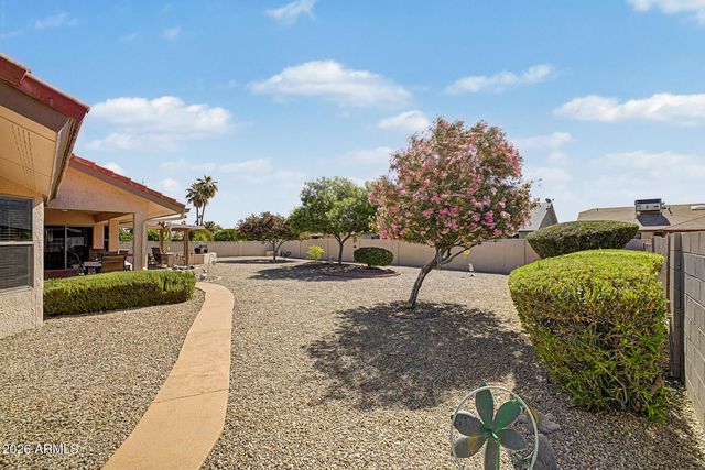 13907 W PINETREE Drive, Sun City West, AZ 85375