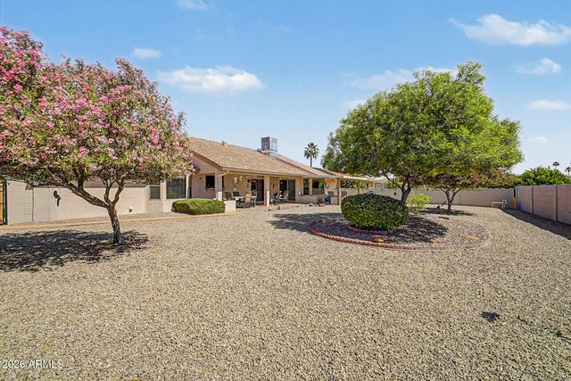 13907 W PINETREE Drive, Sun City West, AZ 85375