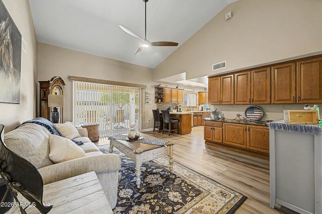 13907 W PINETREE Drive, Sun City West, AZ 85375