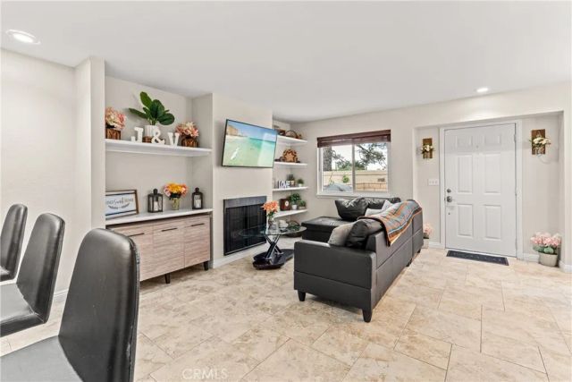 43481 30th West 2, Lancaster, CA 93536