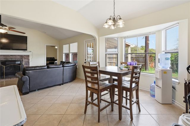 702 Saint Bernadine Dr, Corpus Christi, TX 78418