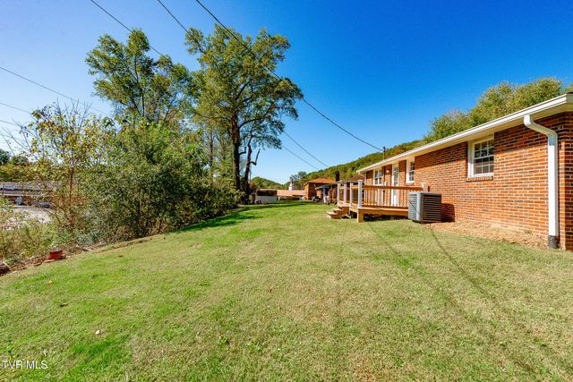 244 Chapel Street, Weber City, VA 24290