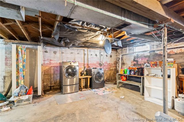 7132 W SR 256, Madison, IN 47250