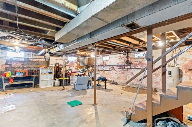 7132 W SR 256, Madison, IN 47250