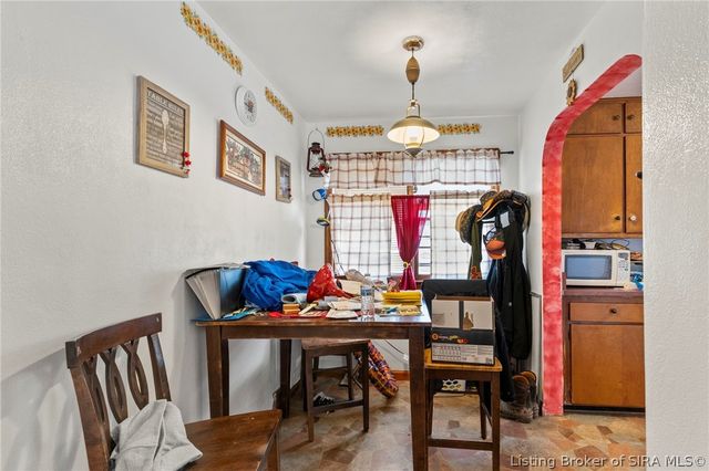 7132 W SR 256, Madison, IN 47250