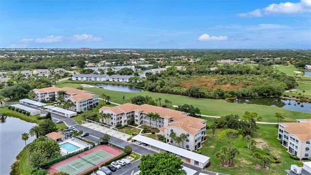 9620 CLUB SOUTH CIRCLE 5107, Sarasota, FL 34238