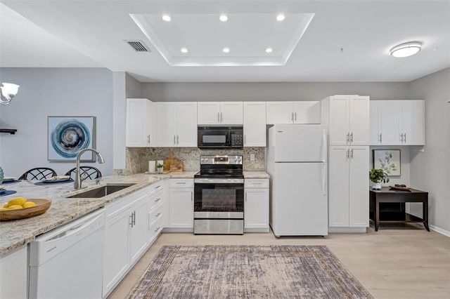 9620 CLUB SOUTH CIRCLE 5107, Sarasota, FL 34238