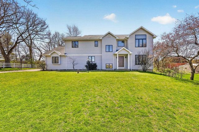 4365 Schneider Drive, Oregon, WI 53575