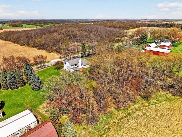 4365 Schneider Drive, Oregon, WI 53575