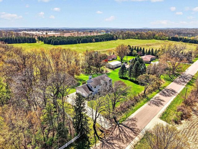 4365 Schneider Drive, Oregon, WI 53575