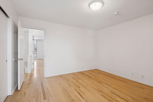 6381 Barrie Road 0120, Edina, MN 55435