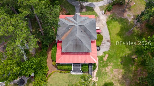 15 Jacks Dr, Daufuskie Island, SC 29915
