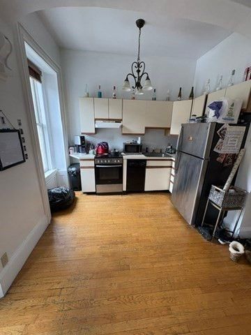 523 Columbus Ave 4, Boston, MA 02118