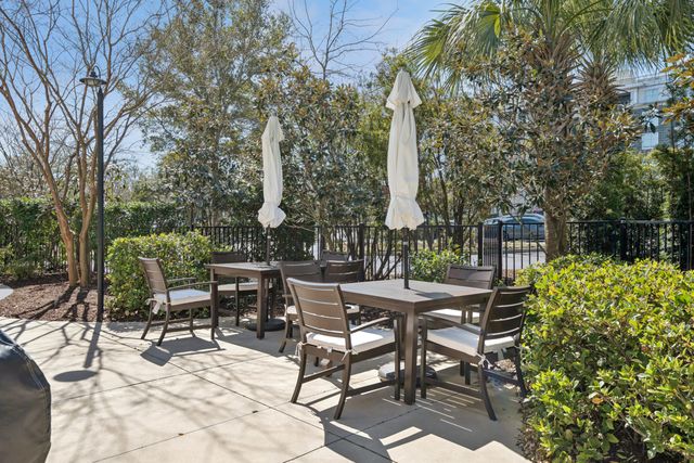 155 Wingo Way 416, Mount Pleasant, SC 29464