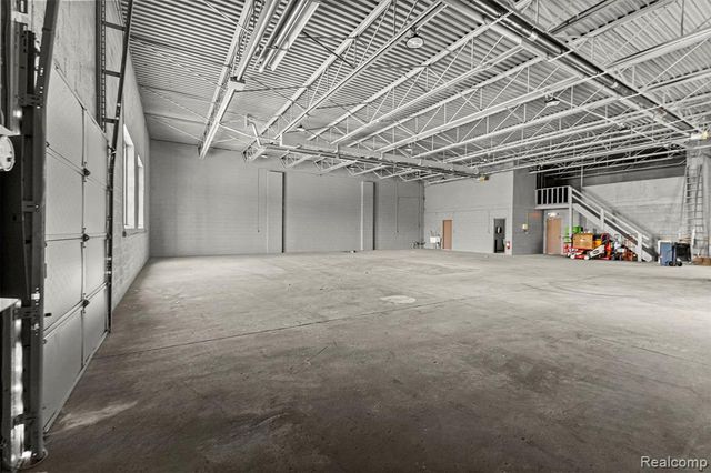 23201 Roseberry Avenue, Warren, MI 48089