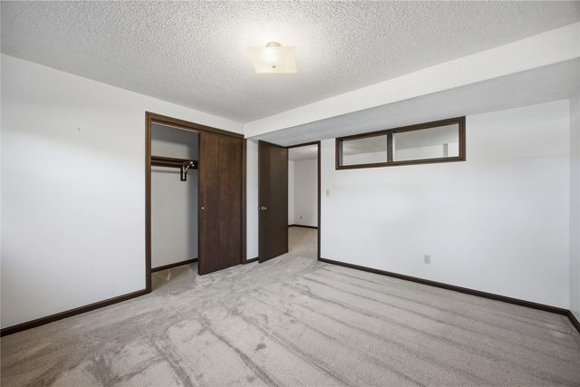 4140 Elkhorn Drive, Cedar Rapids, IA 52411