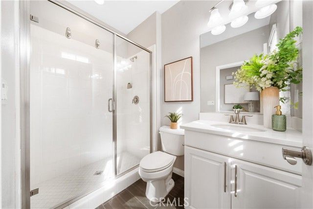 102 Yellow Pine, Irvine, CA 92618