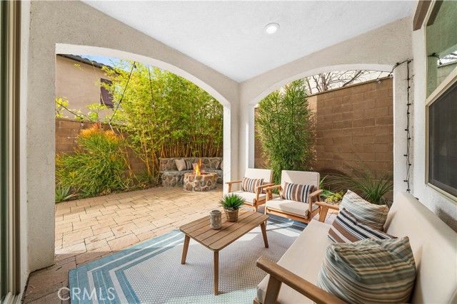 102 Yellow Pine, Irvine, CA 92618