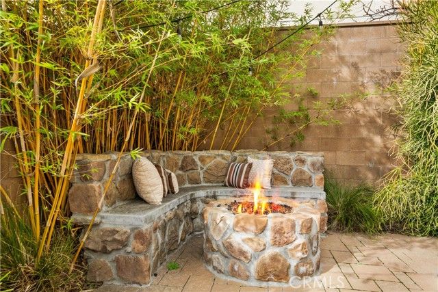 102 Yellow Pine, Irvine, CA 92618