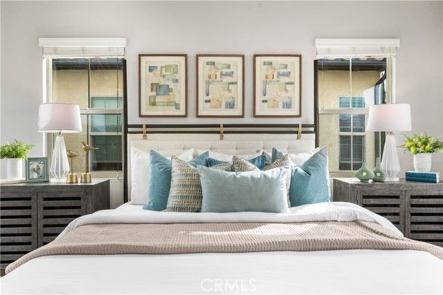 102 Yellow Pine, Irvine, CA 92618