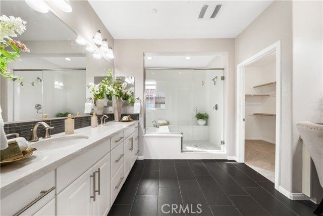 102 Yellow Pine, Irvine, CA 92618