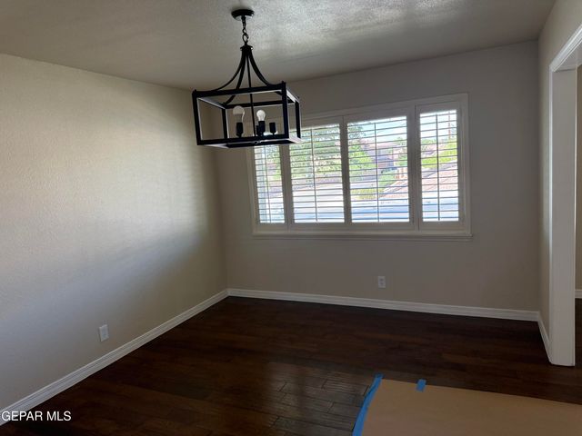 6325 WESTWIND Drive, El Paso, TX 79912
