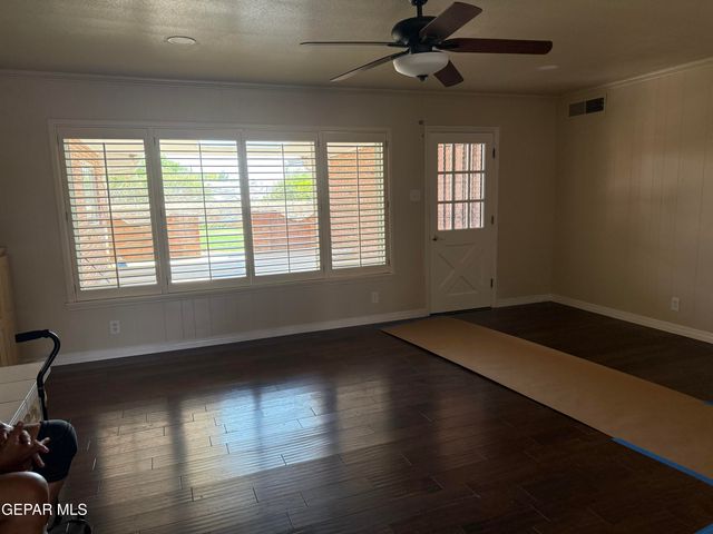 6325 WESTWIND Drive, El Paso, TX 79912