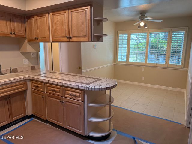 6325 WESTWIND Drive, El Paso, TX 79912