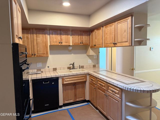 6325 WESTWIND Drive, El Paso, TX 79912