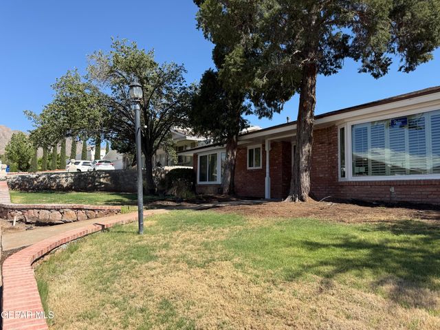6325 WESTWIND Drive, El Paso, TX 79912