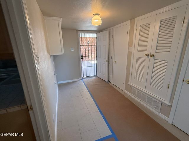 6325 WESTWIND Drive, El Paso, TX 79912