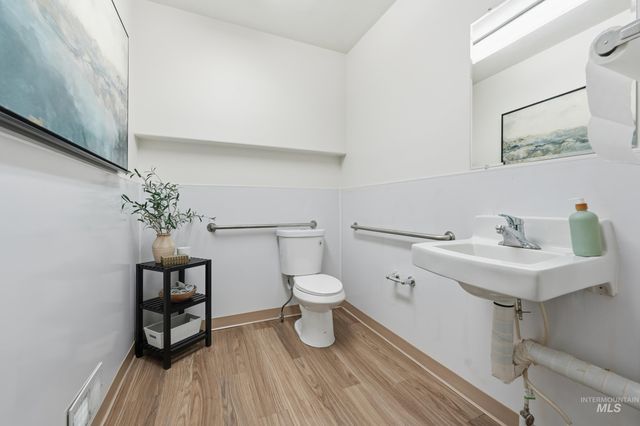 172 E Boise Avenue, Boise, ID 83706