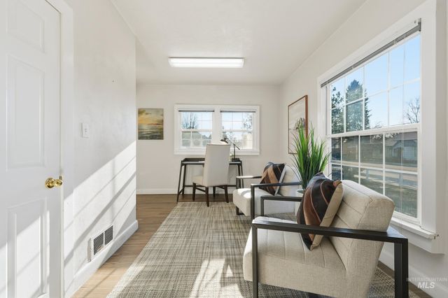 172 E Boise Avenue, Boise, ID 83706